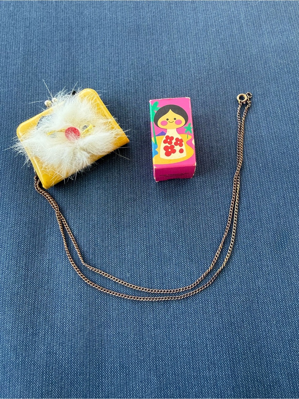 VTG Avon Small World & KittyCat Coin Purse Necklace